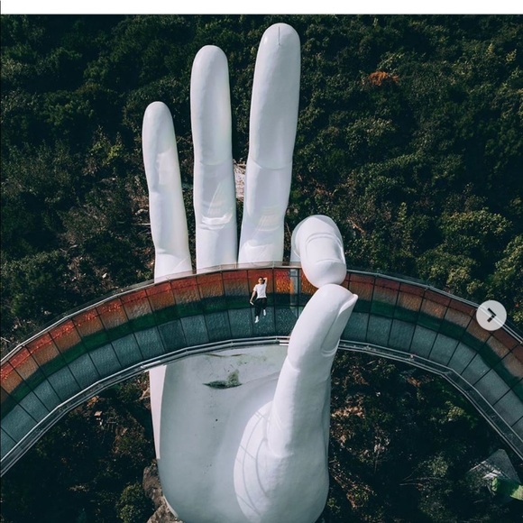 Meet your Posher, Lisa - Picture 1 of 1